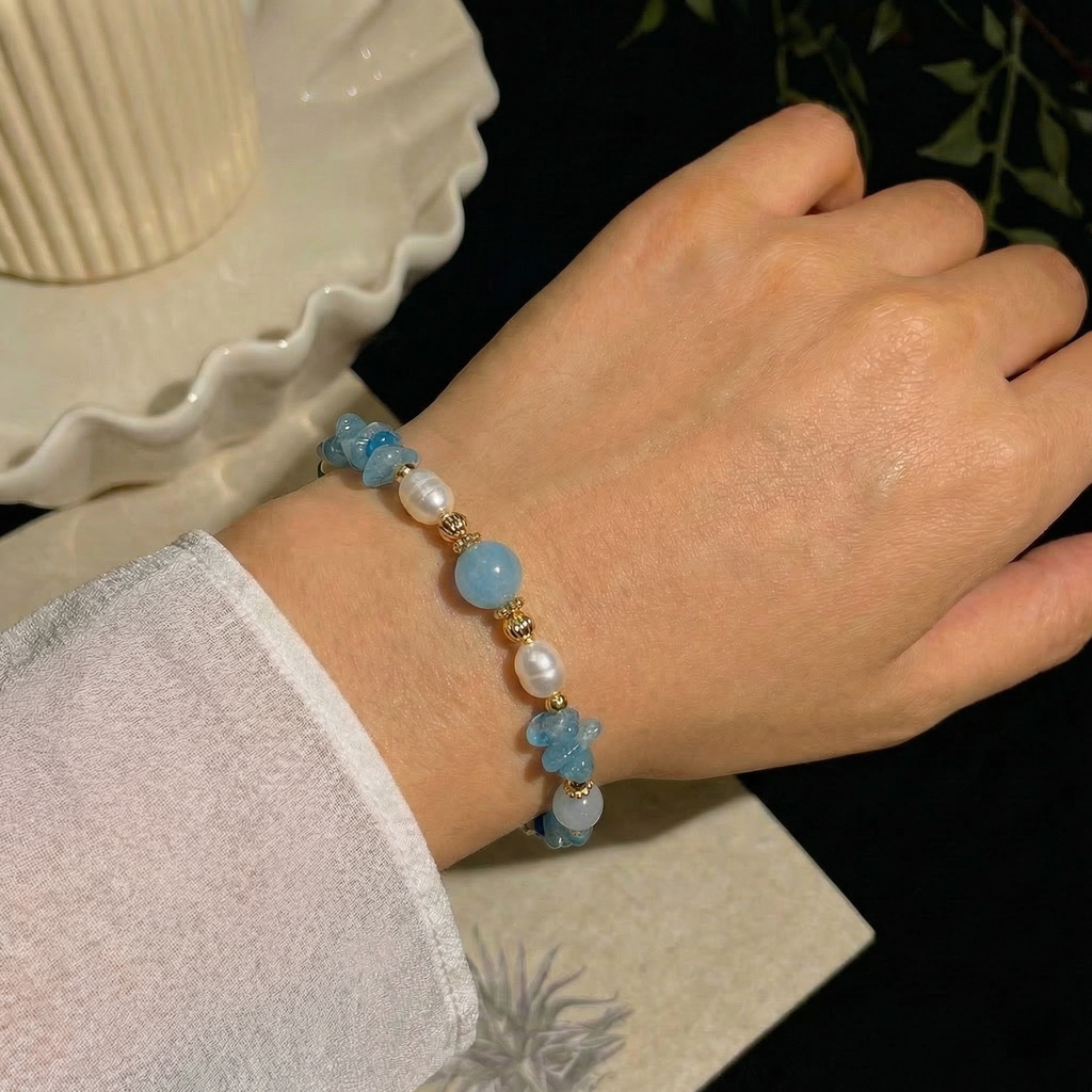 Aquamarine Bracelet in 18K Gold Plated Copper